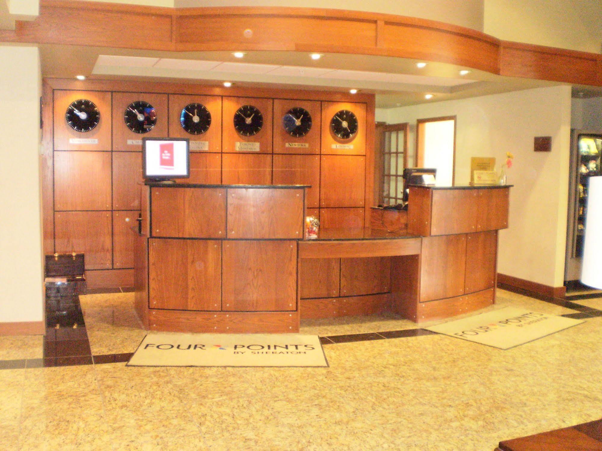 Prestige Prince George Lodge Esterno foto